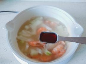 加入蚝油增加鲜味。