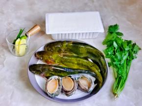 准备食材，量可以根据个人胃口增减。