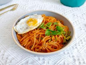 米粉吃起来爽滑劲道，吃一次就爱上！