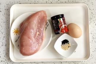 准备好需要的食材。