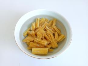 加温水泡发10分钟左右就可以。