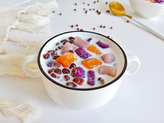 蜜豆牛奶三色芋圆