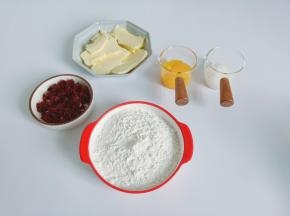 所有食材全部称重备用。