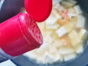 加一小勺胡椒粉，