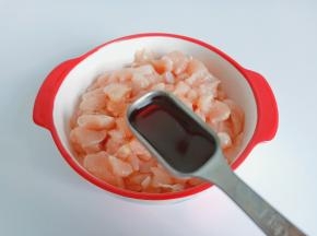 加上一勺生抽。