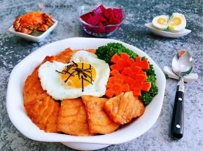 搭配大闸蟹、水果、咸鸭蛋一起吃真是超级棒