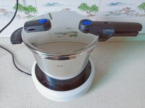 高压锅压煮20分钟即可。