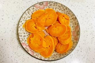 放入锅中蒸熟。