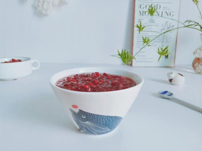 莲子百合桂圆粥