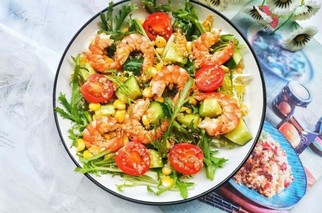 藜麦鲜虾沙拉