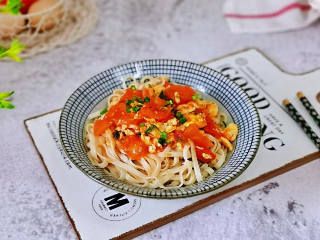 番茄鸡蛋拌面