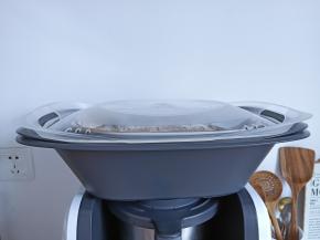 开启米博烹饪机，静等美食。