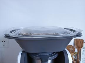 开启米博烹饪机，静等美食。