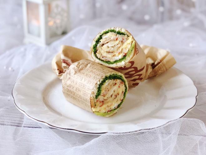 蟹柳滑蛋吐司卷