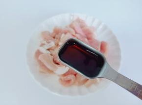 加上生抽一勺。