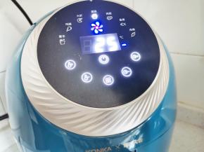 开启蛋糕模式，165度烤15分钟，