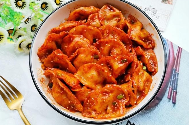 香辣拌水饺