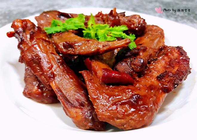 麻辣鸭翅