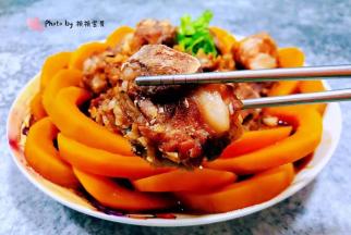 排骨入口香浓混搭南瓜入口即化的感觉这是让人回味无穷