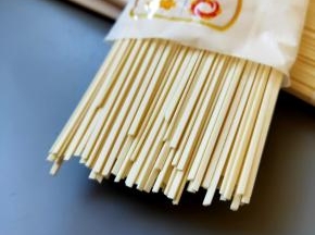 金龙鱼鲜蛋面