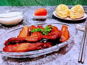 牛奶和鸡蛋是每天都要摄取的营养