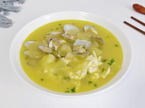 金黄诱人的汤汁拌饭最佳拍配。