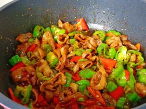 快速翻炒均匀即可出锅。