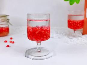 红红的颜色惹人爱。