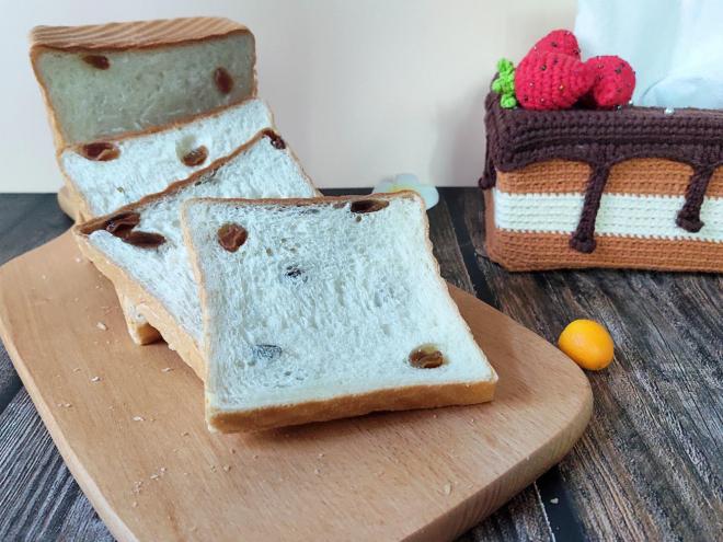 一发椰子油葡萄干吐司