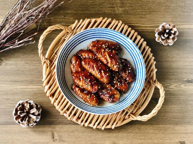 零厨艺都能做的蒜香蜂蜜蚝油鸡翅，好吃到舔手手