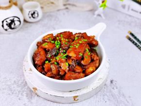 简单又好吃的香菇烧排骨。