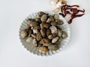 现在买的花蛤真心不贵，才6.5元一斤。