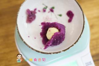 紫薯+鹌鹑蛋黄称出15g一个包好备用
