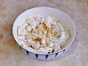 再加入食用油。