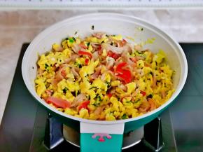 快速翻炒均匀关火出锅。