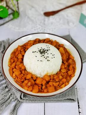 一盘有菜有饭，太赞了。
