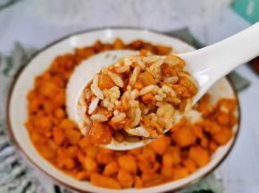 我要开动喽，一口一勺好吃停不下来。