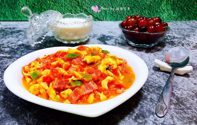 培根青椒西红柿炒蛋
