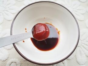 一勺番茄酱，