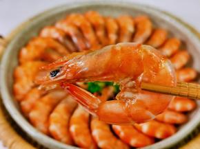 好吃到舔手指。