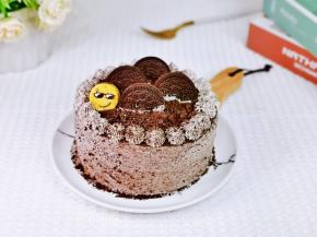 我家宝贝开始装饰啦。