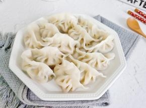 手工三鲜水饺。