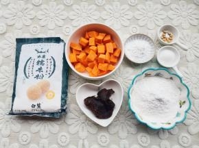 准备好所有食材。