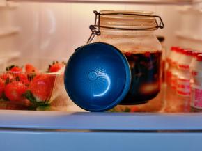 放入冰箱冷藏室腌制过夜就好啦！