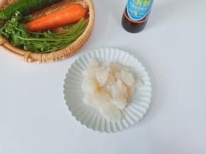 海蜇头来凉拌。