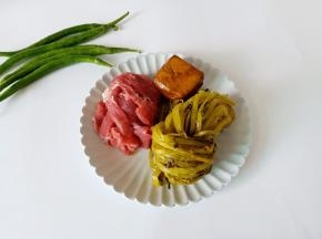 准备需要的食材。