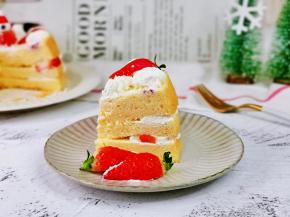 奶油少版蛋糕。