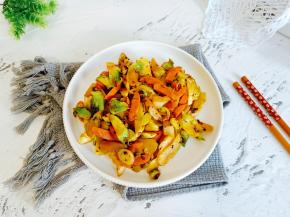 儿菜脆爽鲜嫩，微微带一点点辣，吃起来过瘾！