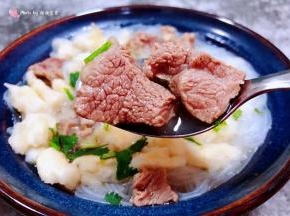 羊肉入口鲜嫩香浓让人唇齿留香