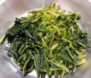 雪里蕻切成小段